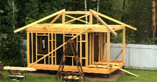 Сарай из бруса 100х100 в Абакане - строительство под ключ | Строй-Бкн от 41700 руб.